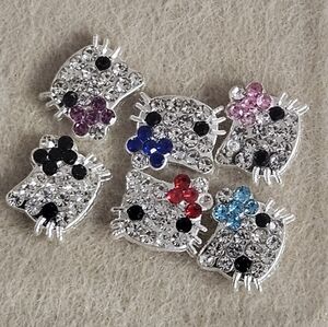 NWT 6pcs HELLO KITTY HEADS SILVER BLING NAIL ART CHARMS!